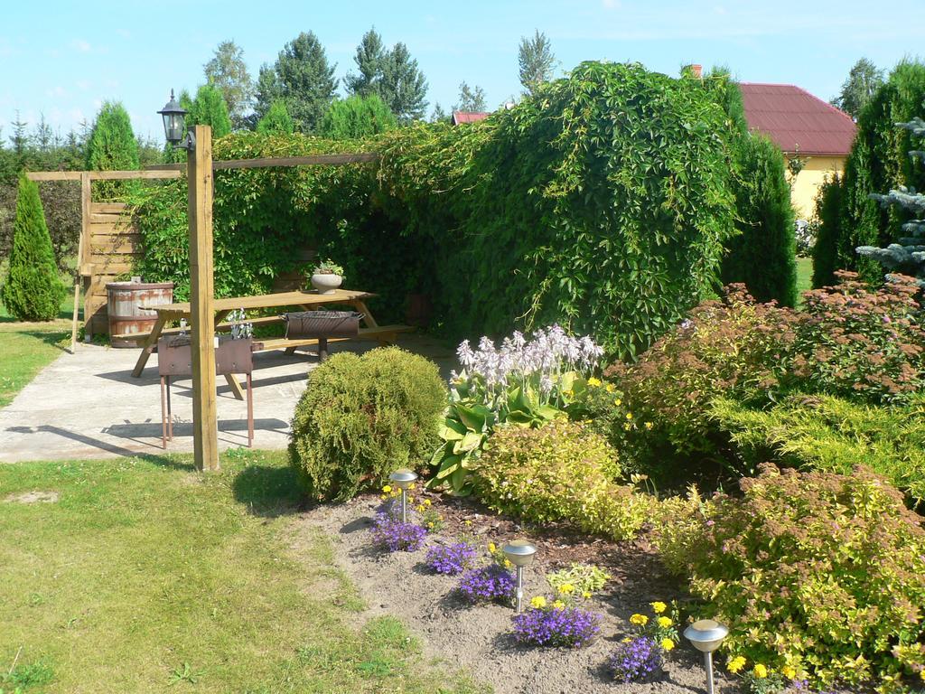 Guest House Podnieki Ventspils Buitenkant foto