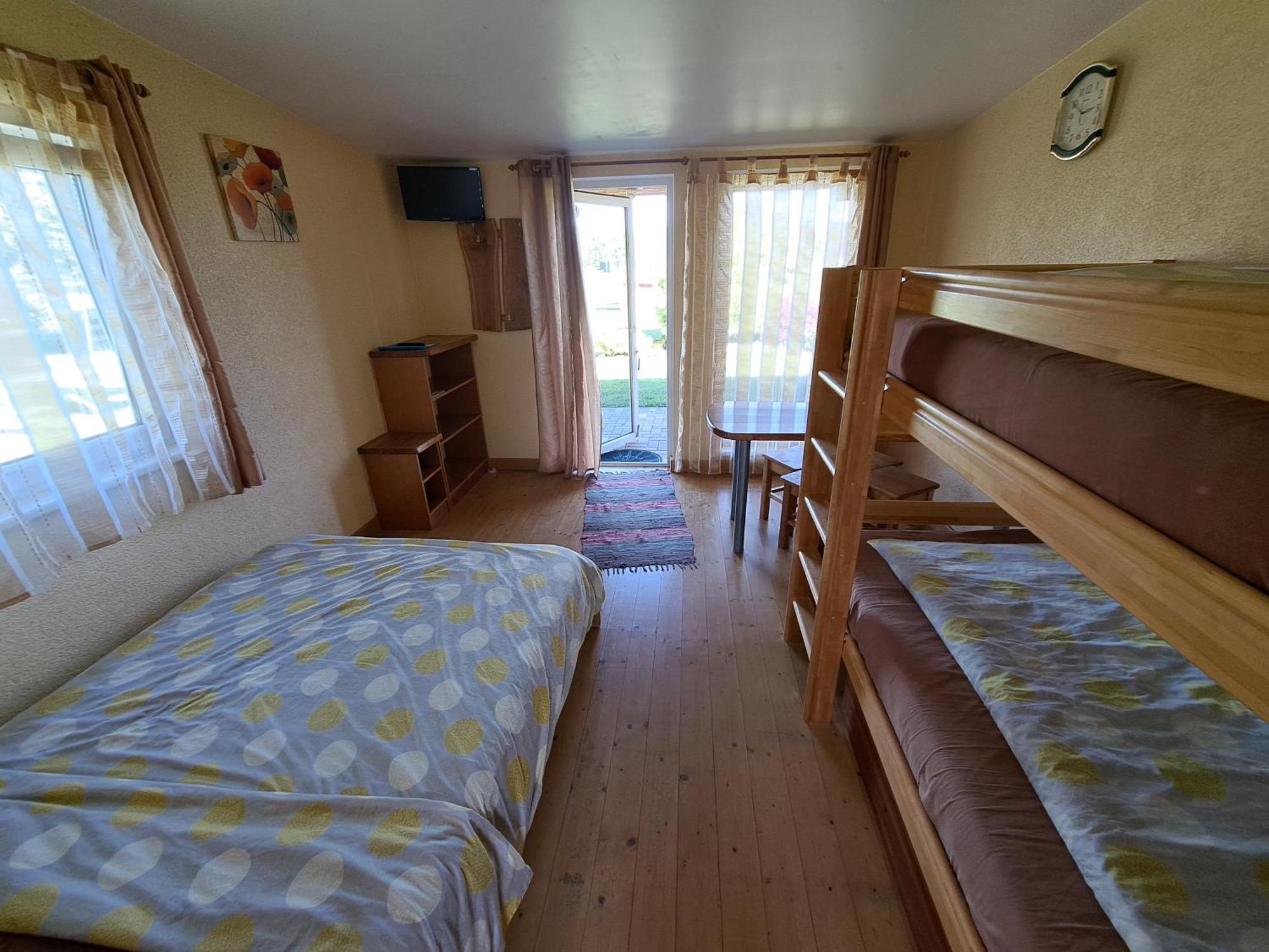 Guest House Podnieki Ventspils Buitenkant foto